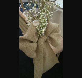 Hessian Bows with Gypsophila