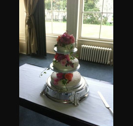Simple but Classy - Flowers by Adam Prest