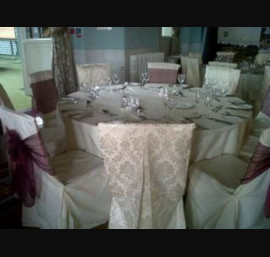 Jacquard and wine on ivory chair covers